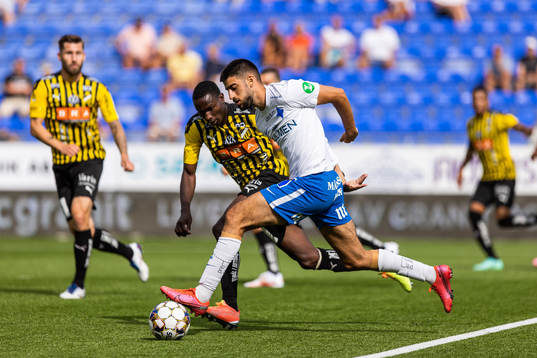 IFK Norrköpings Kristoffer Khazeni och Häckens Godswill