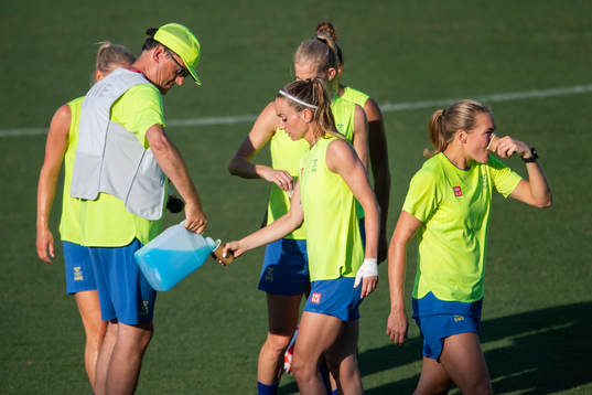 Kosovare Asllani and Magdalena Eriksson of the Swedish