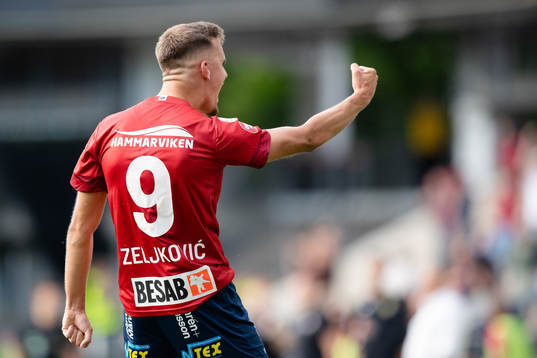 Örgrytes Ajdin Zeljkovic jublar