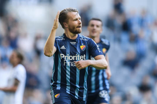 Djurgårdens Jacob Une Larsson jublar