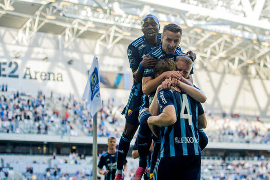Djurgårdens Jacob Une Larsson jublar