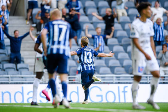 Djurgårdens Hampus Finndell jublar