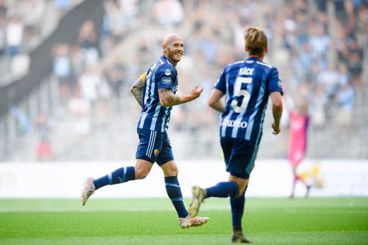Djurgårdens Magnus Eriksson jublar
