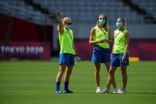 Magdalena Eriksson, Fridolina Rolfö and Hanna Glas of the