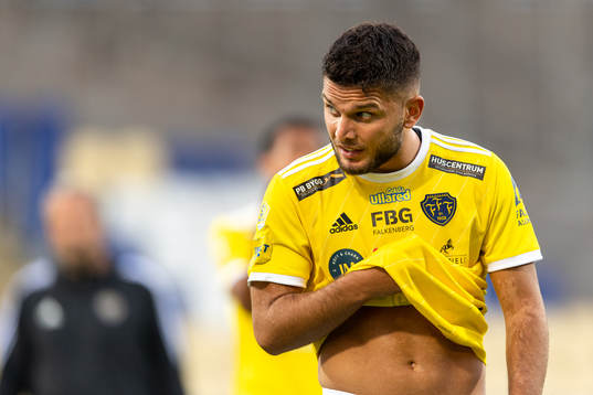 Falkenbergs Edi Sylisufaj deppar
