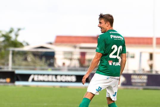 Jönköpings Daniel Strandsäter jublar