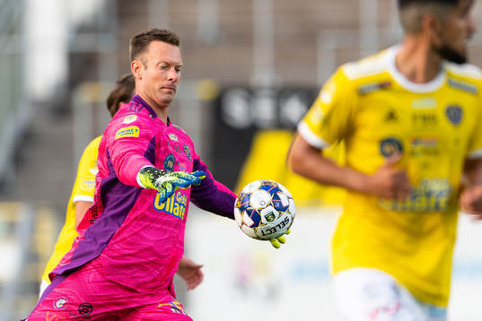 Falkenbergs målvakt Viktor Noring