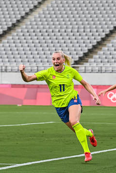 Stina Blackstenius of Sweden celebrate the 1-0 goal