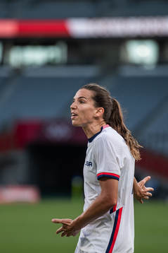 Tobin Heath of USA reacts