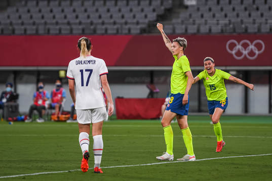 Lina Hurtig and Olivia Schough of Sweden celebrate the 3-0
