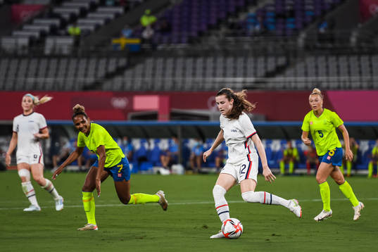 Madelen Janogy of Sweden and Tierna Davidson of USA