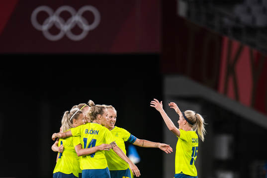 Bläddra bland fler bilder av Tokyo 2020 Olympics, day -2, Football, Sweden - USA