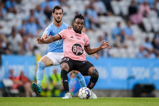 Adi Nalic of Malmö FF and Luis Carlos Murillo of