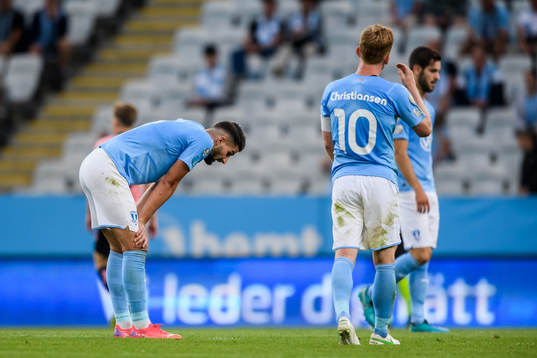 Antonio Colak of Malmö FF looks dejected