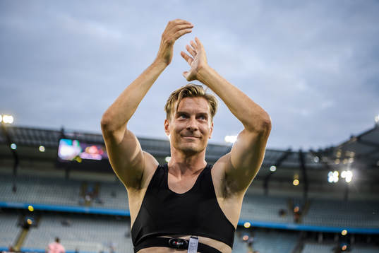 Markus Halsti of Helsingfors is being celebrated by