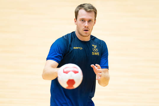 Felix Claar of the Swedish handball team