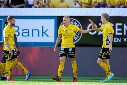 Per Frick and Jeppe Møldrup Okkels of Elfsborg celebrates