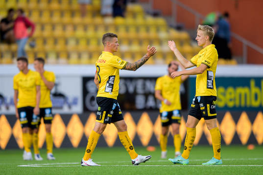 Samuel Holmén and Jeppe Møldrup Okkels of Elfsborg
