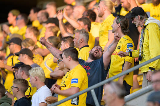Supporters of Elfsborg in the stands