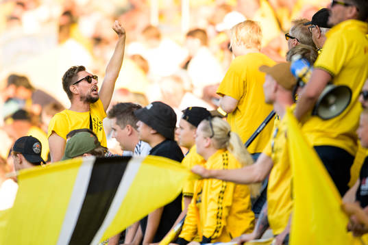 Supporters of Elfsborg in the stands