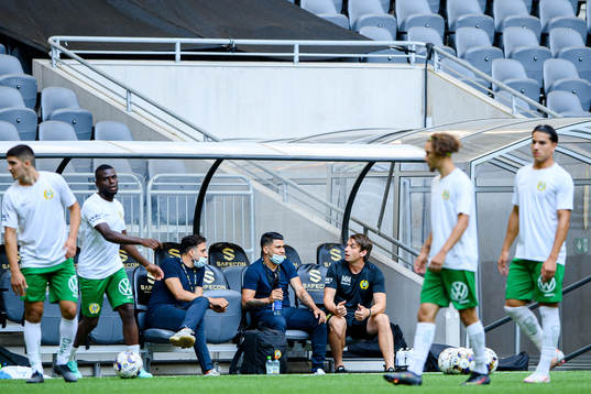 Paulinho and Milos Milojevic, head coach of Hammarby