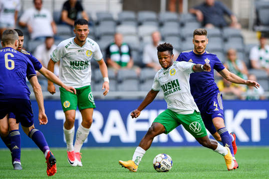 Akinkunmi Amoo of Hammarby and Blaz Vrhovec of Maribor