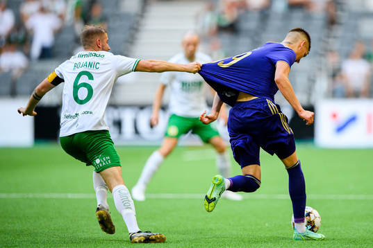 Darijan Bojanic of Hammarby and Nino Zugelj of Maribor