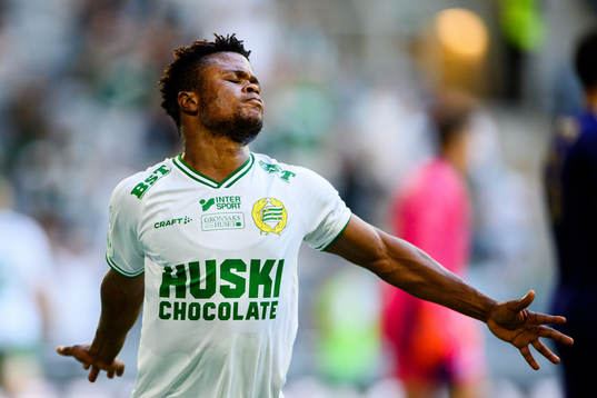 Akinkunmi Amoo of Hammarby celebrates the 2-1 goal by