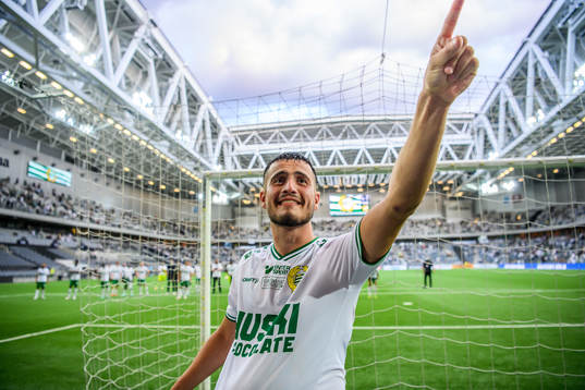 Astrit Selmani of Hammarby celebrates