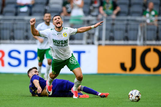 Blaz Vrhovec of Mariborand Astrit Selmani of Hammarby