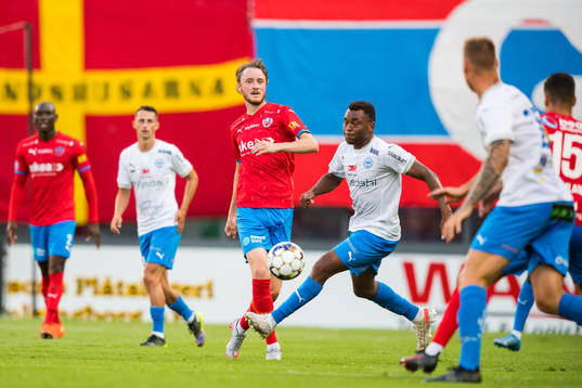 Helsingborgs Rasmus Jönsson och Värnamos Abdussalam