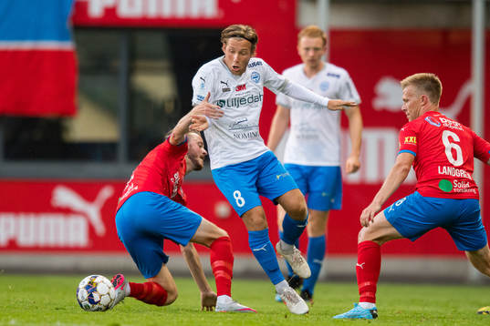 Värnamos William Kenndal mot Helsingborgs Rasmus Jönsson