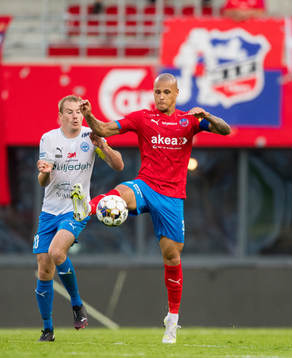 Värnamos Freddy Winsth och Helsingborgs Anthony van