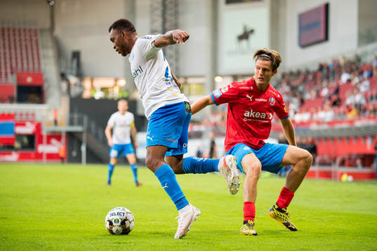 Värnamos Abdussalam Magashy och Helsingborgs Wilhelm Loeper