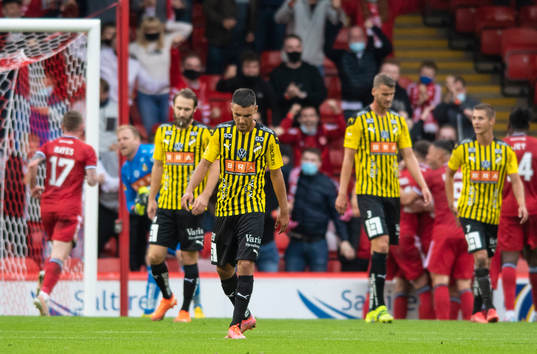 Ali Youssef of Häcken looks dejected