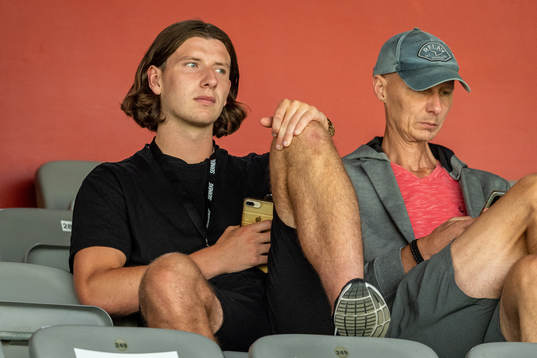 Landskronas Andreas Murbeck på läktaren