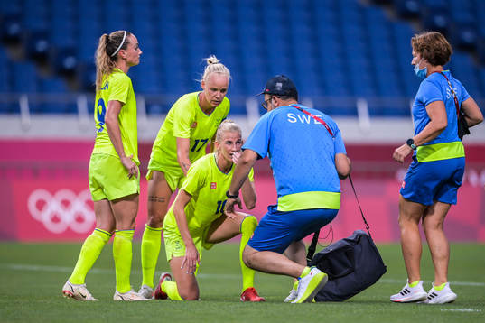 Sofia Jakobsson of Sweden in pain