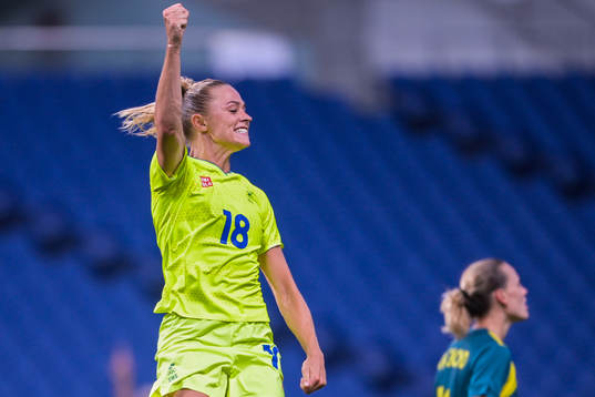 Fridolina Rolfö of Sweden celebrates