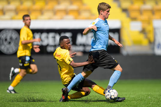 Elfsborgs Awil Hassan och Mjällbys Filip Freij