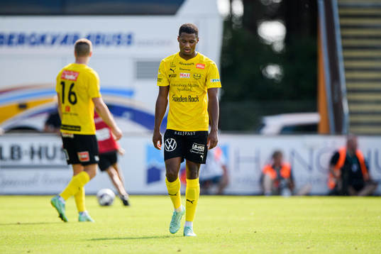 Mjällbys Amin Sarr deppar