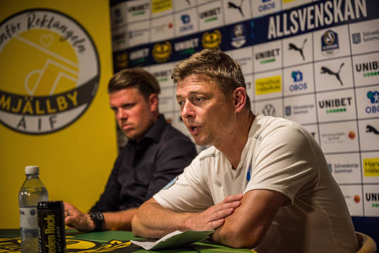 Mjällbys tränare Christian Järdler och Malmö FFs