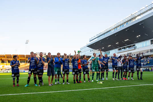 Sirius spelare jublar