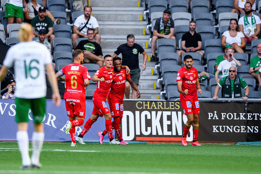 IFK Norrköpings Samuel Adegbenro jublar