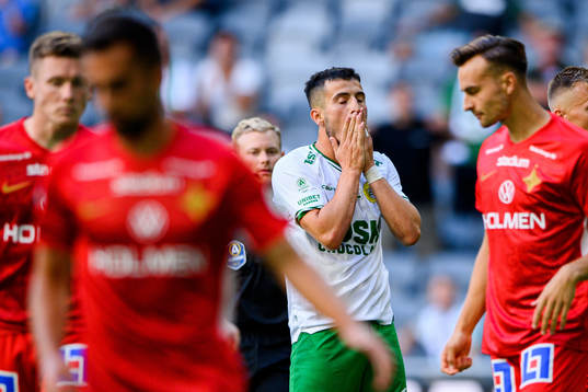 Hammarbys Astrit Selmani deppar
