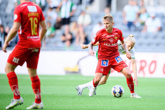 IFK Norrköpings Ari Skúlason och Hammarbys Gustav