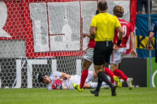 Djurgårdens målvakt Jacob Widell Zetterström