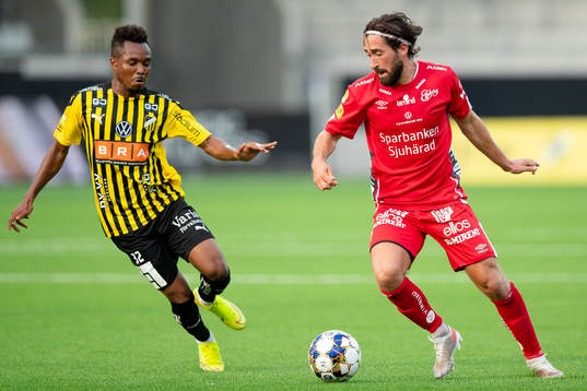 Häckens Nasiru Mohammed och Elfsborgs Frederik Holst