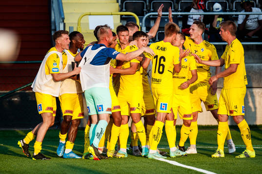 Halmstads spelare jublar