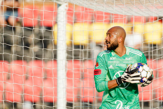 Östersunds målvakt Aly Keita
