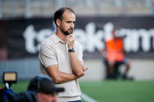 Örebros tränare Vitor Gazimba